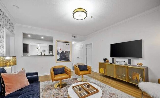 Building Photo - 3 bedroom in Atlanta GA 30346