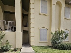Building Photo - 9804 Cantera Ct