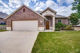 Building Photo - 713 Westgate Dr