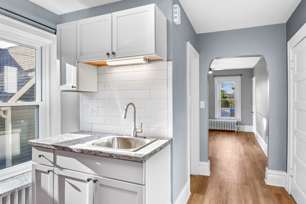 Foto principal - 1135 Williamson St