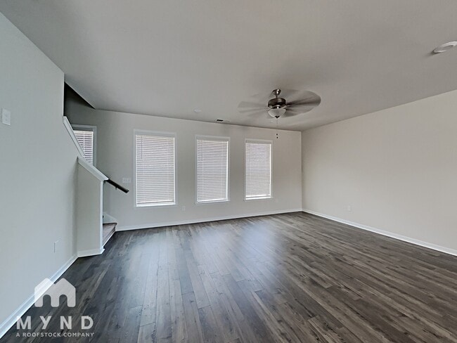 Building Photo - 190 Mahone Dr