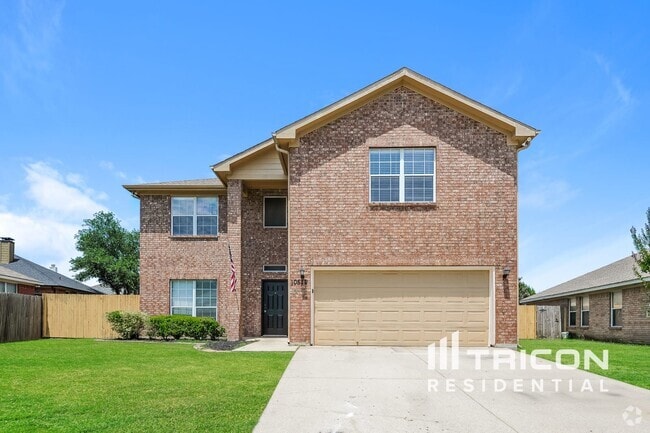 Building Photo - 10512 Fossil Hill Dr
