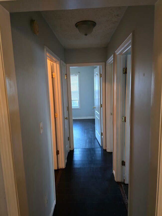 Photo - 170 Wynfield Dr House