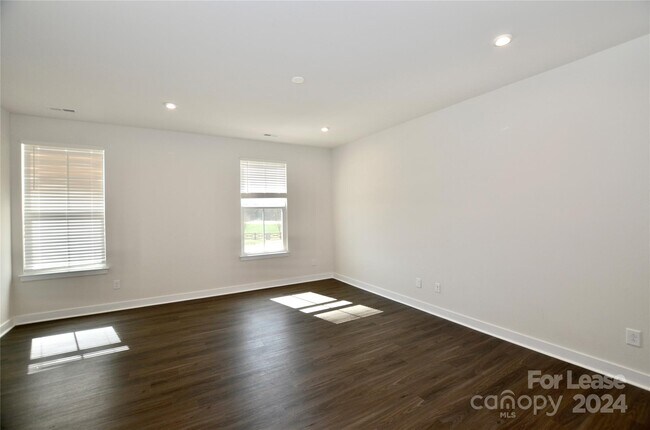 Building Photo - 1122 Newell Towns Ln
