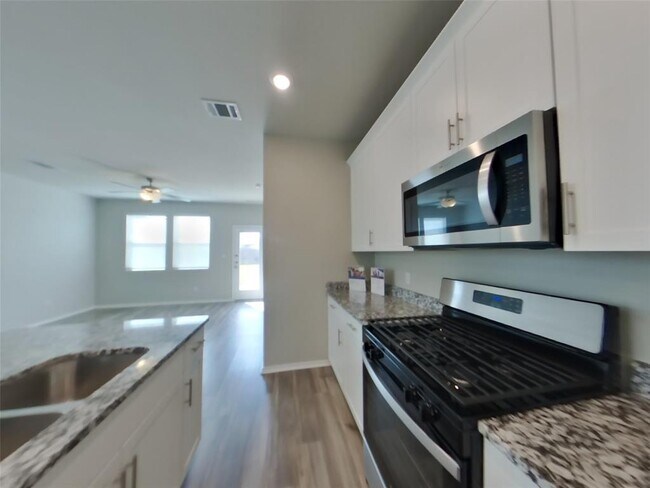 Foto del edificio - 3504 Gooseneck LN