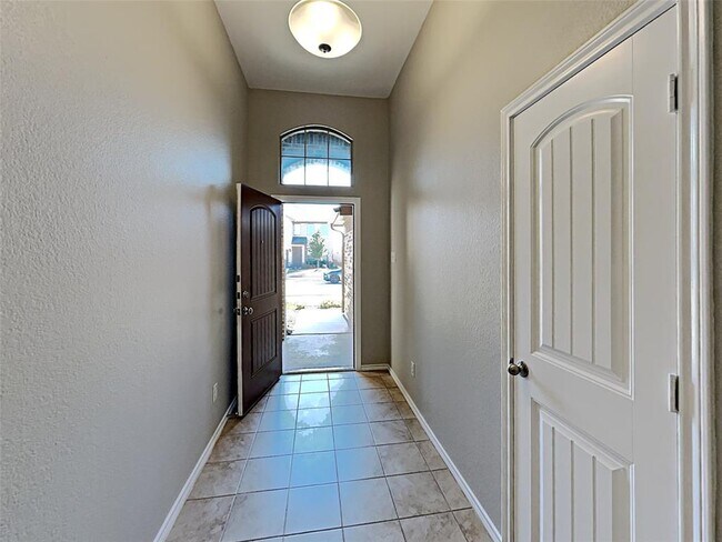 Building Photo - 7948 Mosspark Ln