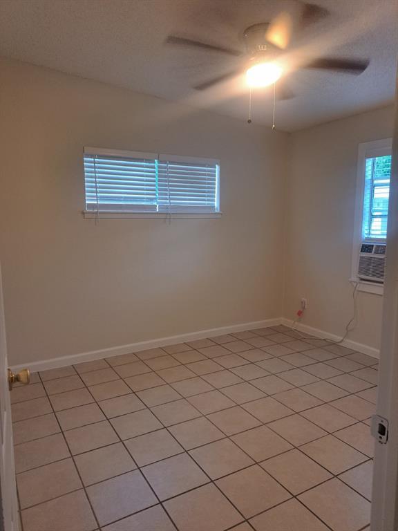 Foto del edificio - 3357 Frick Rd