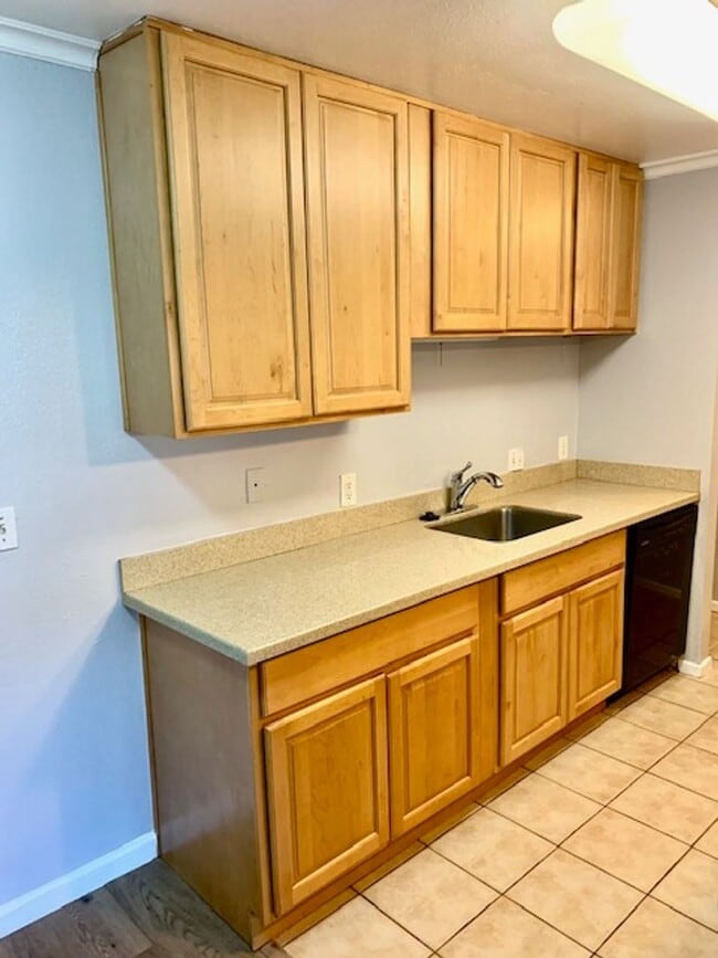Building Photo - Great 1 bed 1 bath Condo in Pittsburg -- COMING SOON !!!