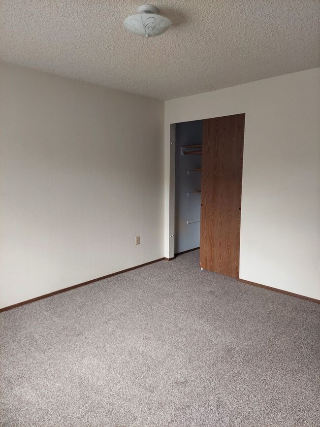 Building Photo - 7414 152nd St Ct E