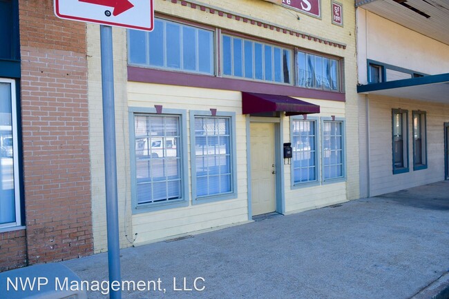 Foto del edificio - 2 br, 1 bath House - 102 W. Duvall