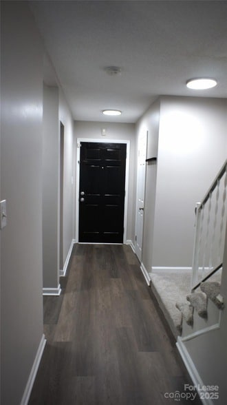 Foto del edificio - 10911 Park Rd