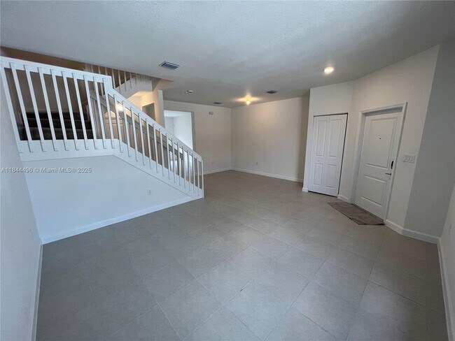 Foto del edificio - 23466 SW 127th Pl