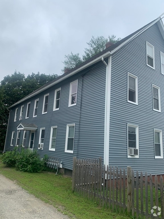 Building Photo - 292 Providence Rd