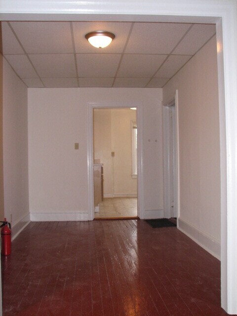 Building Photo - 9 S Earl St