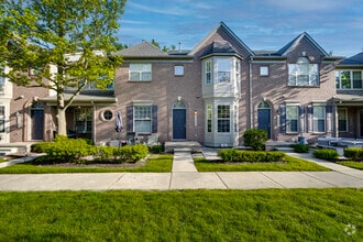 Building Photo - 41280 Maplewood Drive