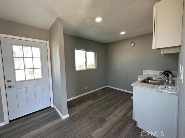 Building Photo - 79775 CA-62