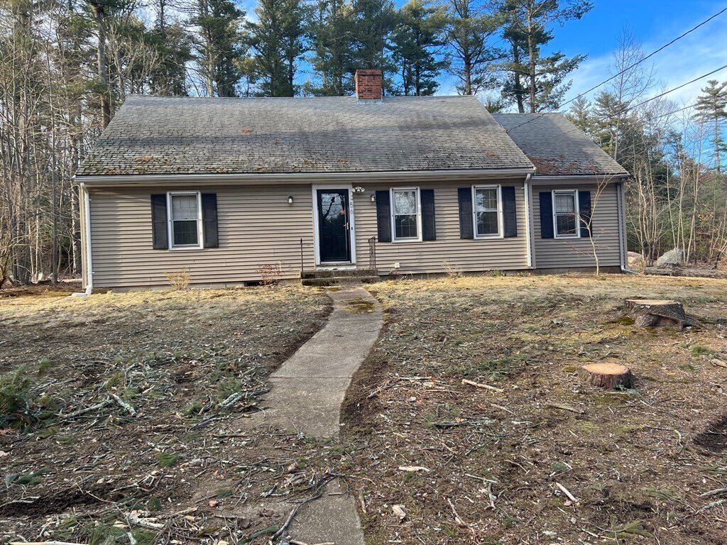 56 Philip St, Medfield, MA 02052 House Rental in Medfield, MA