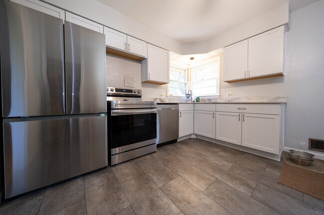 Foto del edificio - 8715 Boone Ct