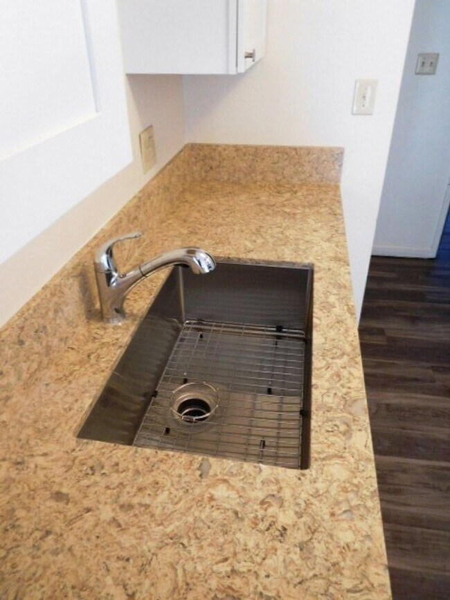 Building Photo - Totally Remodeled Two Bedroom Condo