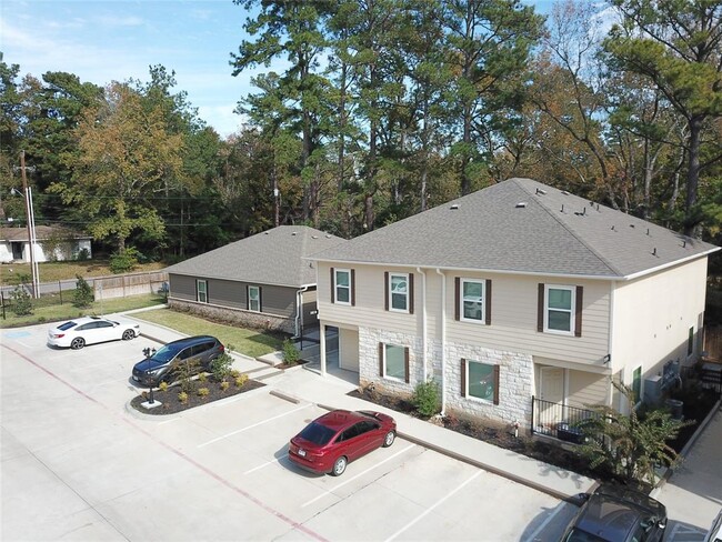 Building Photo - 615 Hayman St