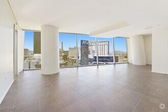 Building Photo - 3722 S Las Vegas Blvd