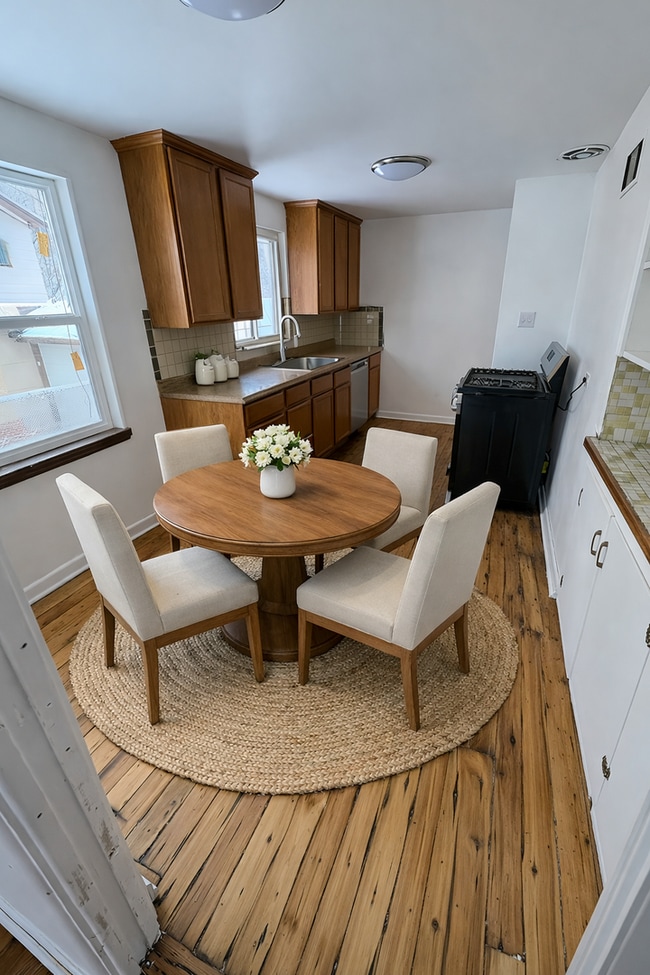 Foto del edificio - 2840-2844 Steele Street-