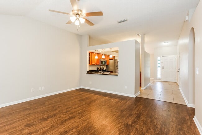 Foto del edificio - 11340 Trotting Horse Ln S