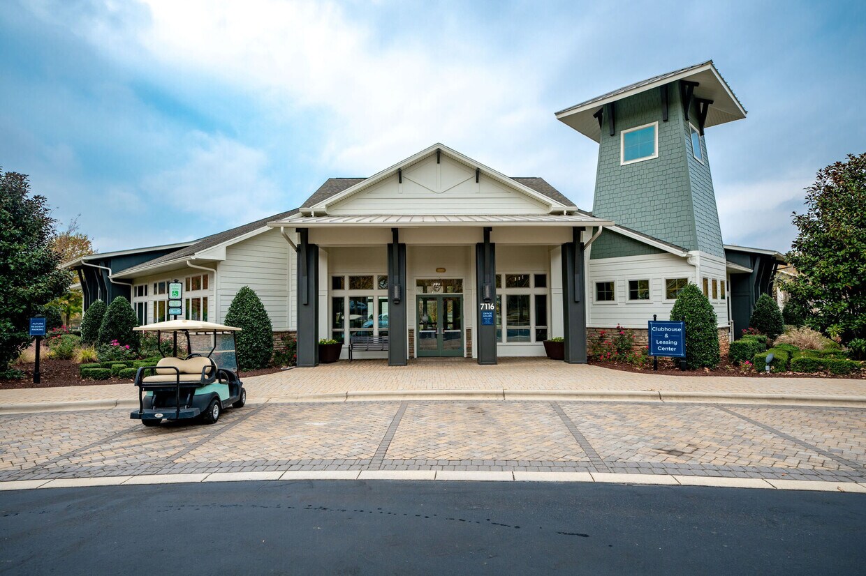 Highland Park at Northlake - 7116 Finn Hall Ave Charlotte, NC