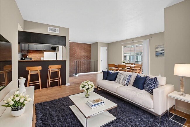 Foto del edificio - 3400 Timmons Ln