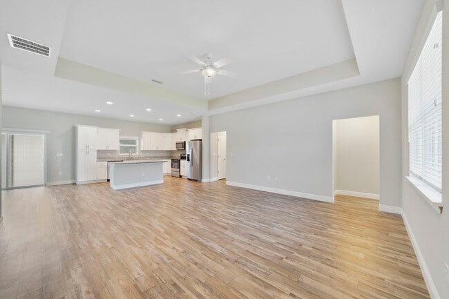 Building Photo - 4780 SW 95th Ln