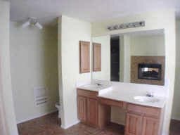 Building Photo - 6714 Meadowcrest Dr