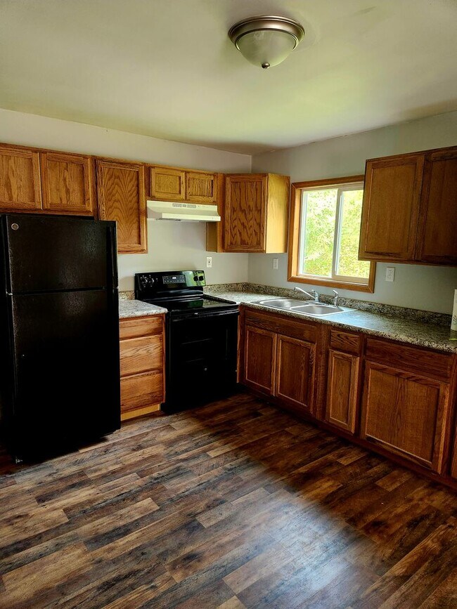 Foto del edificio - 1677 Congress Rd