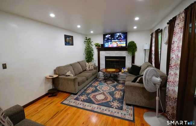 Foto del edificio - 430 Berkeley Rd