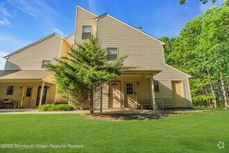 Building Photo - 134 Whispering Oaks Way