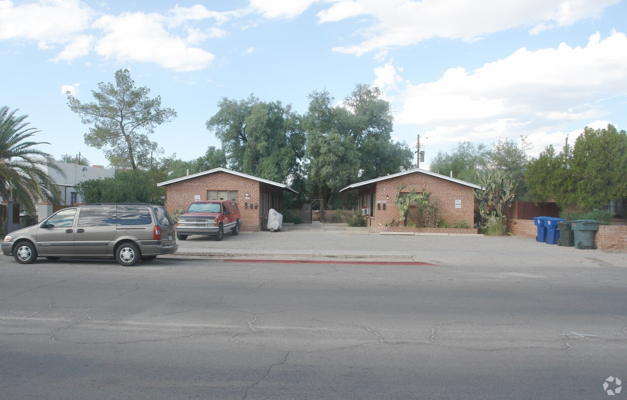 Foto del edificio - 1307-1311 E 9th St