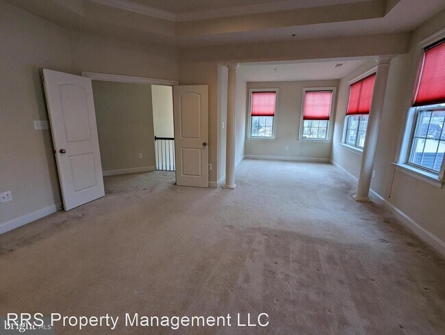Building Photo - 6 br, 5.5 bath House - 3107 Decatur Ave