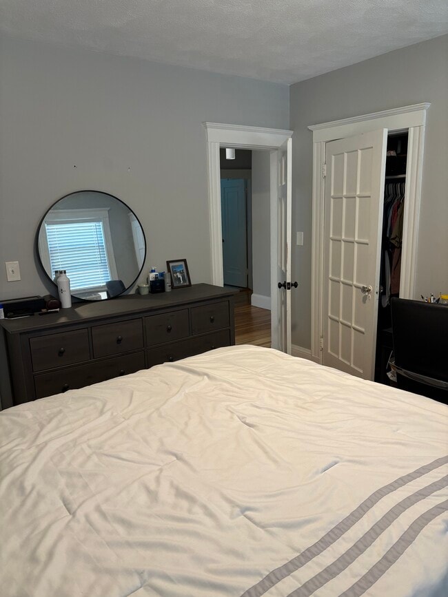 Foto del edificio - 51 Algonquin Rd