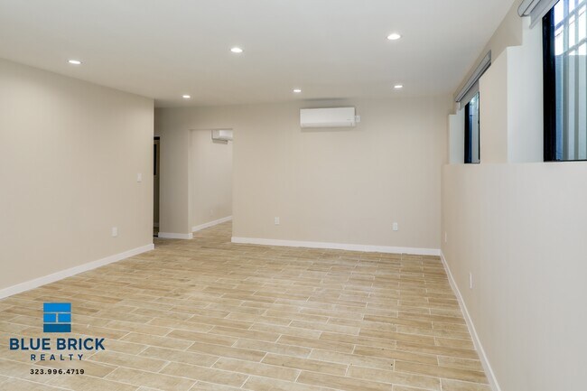 Foto del edificio - 1035 Hayworth Ave