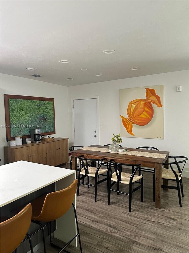 Foto del edificio - 9392 SW 77th Ave