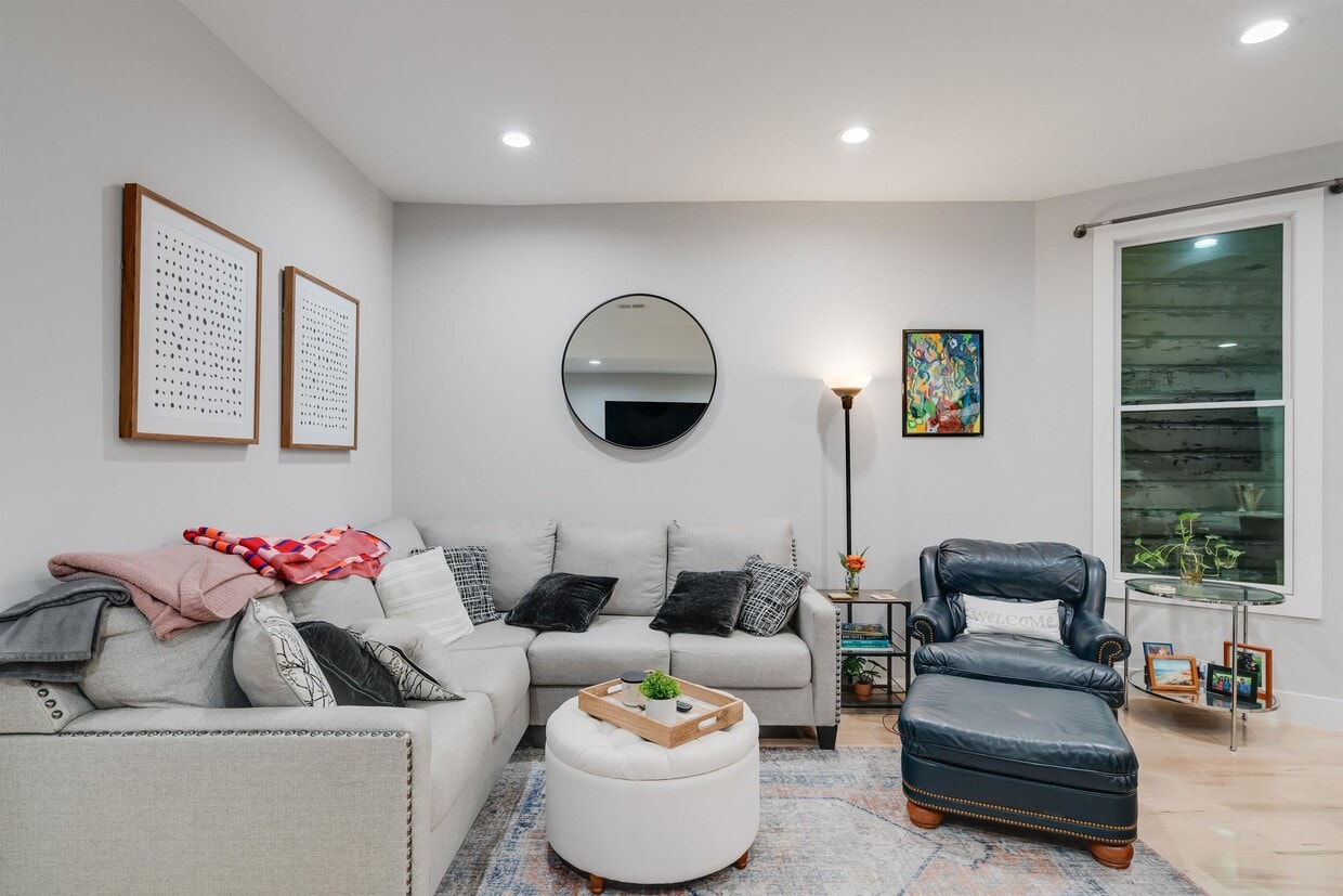 Foto principal - 287 Webster Ave