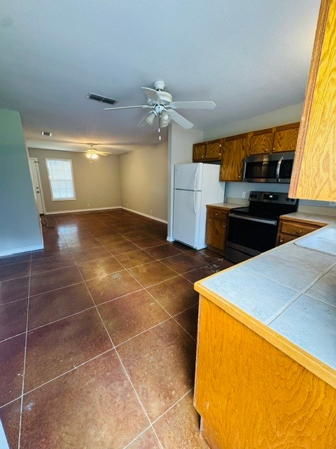 Building Photo - 120 Peavine Rd