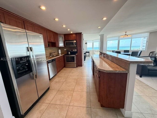 Building Photo - 7135 Collins Ave