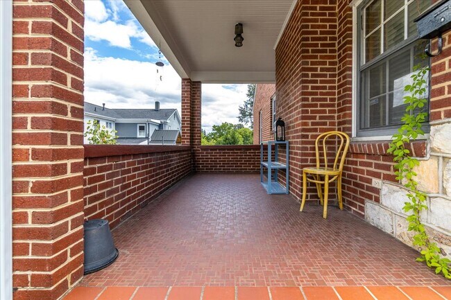 Foto del edificio - 2510 Tillett Rd SW