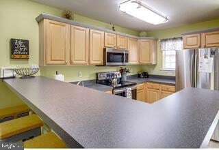 Foto del edificio - 17293 King Philip Way