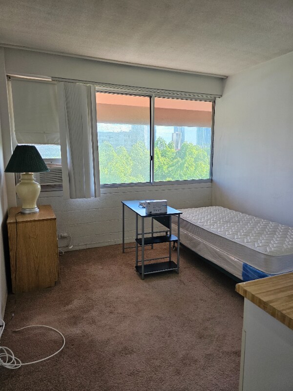 1142 S King St Unit 2011, Honolulu, HI 96814 Room for Rent in