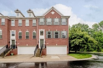 Building Photo - 755 Ivy Ln