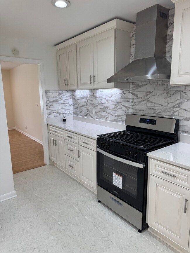 Foto del edificio - 7450 Webster St