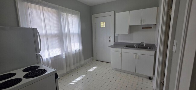 Foto del edificio - 414 Wheeler Ave