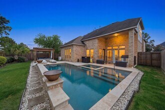 Building Photo - 2547 Marufo Vega Dr