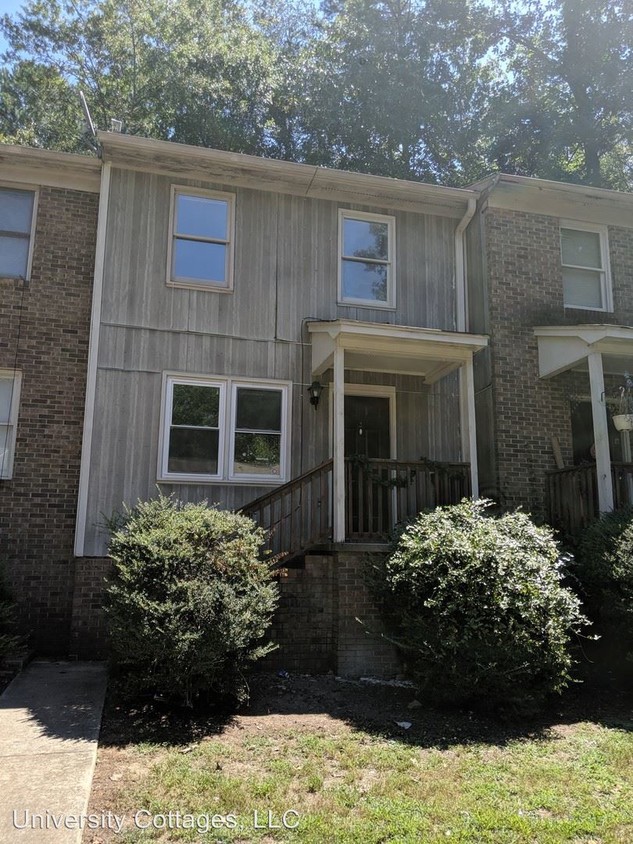 Primary Photo - 809 Creekside Dr